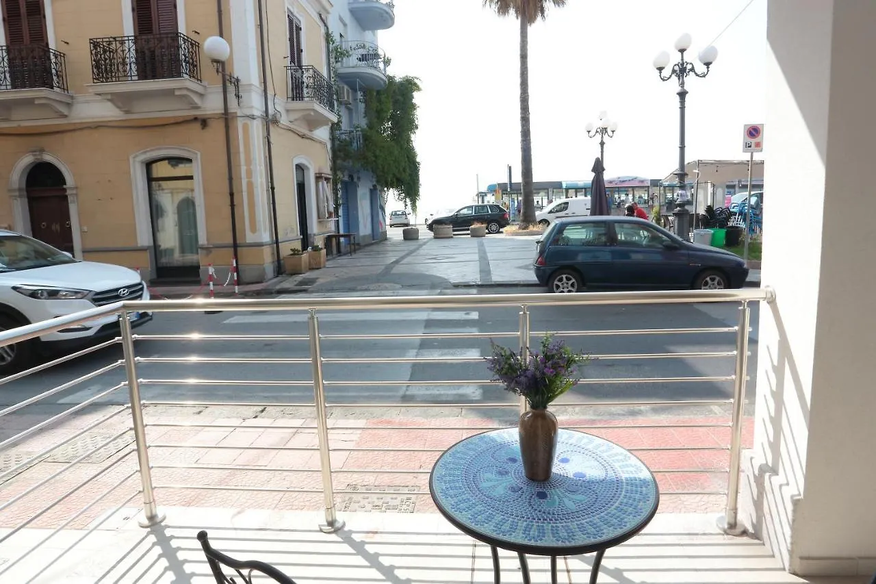 Holiday home Kris Luxury Apartments Giardini Naxos Italy